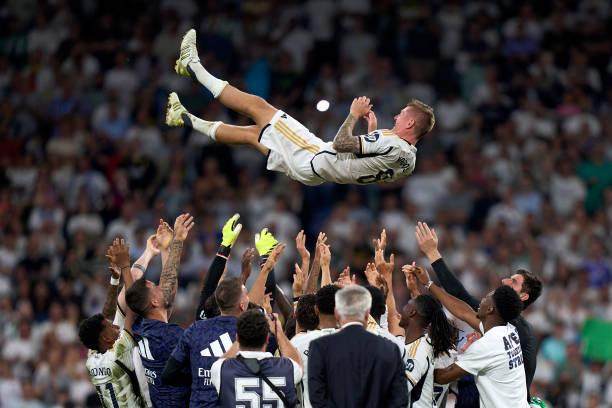 完美服务-【人物】伯纳乌告别“酷小伙”克罗斯,传奇永存人心